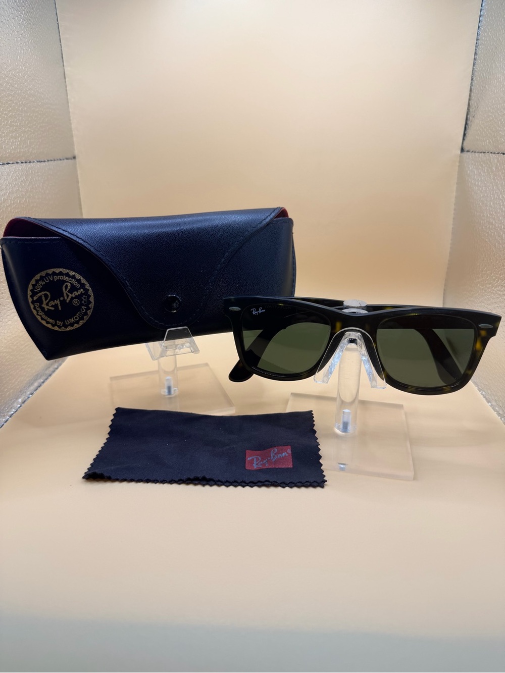Ray-Ban Wayfarer Sunglasses